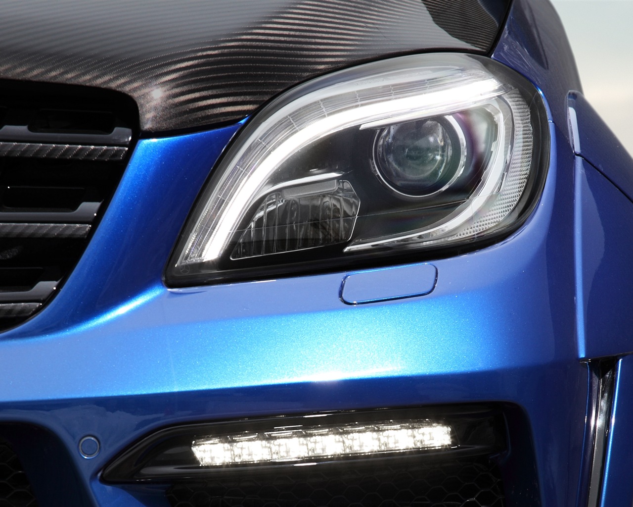 2012 Mercedes-Benz ML 63 AMG Inferno 梅賽德斯-奔馳高清壁紙 #7 - 1280x1024