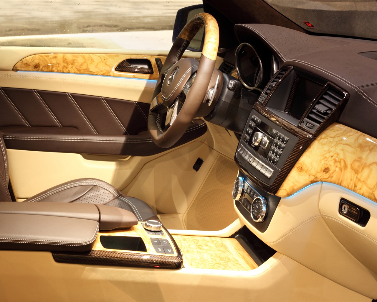 2012 Mercedes-Benz ML 63 AMG Inferno fonds d'écran HD #18 - 1280x1024