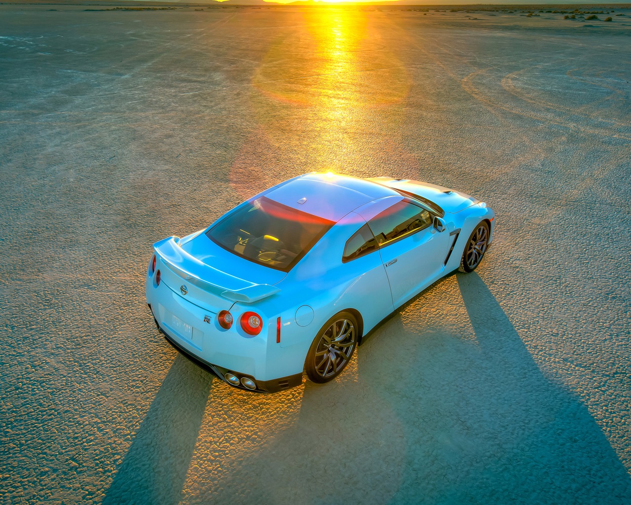 2013 Nissan GT-R R35 USA version 日产 美国版 高清壁纸18 - 1280x1024