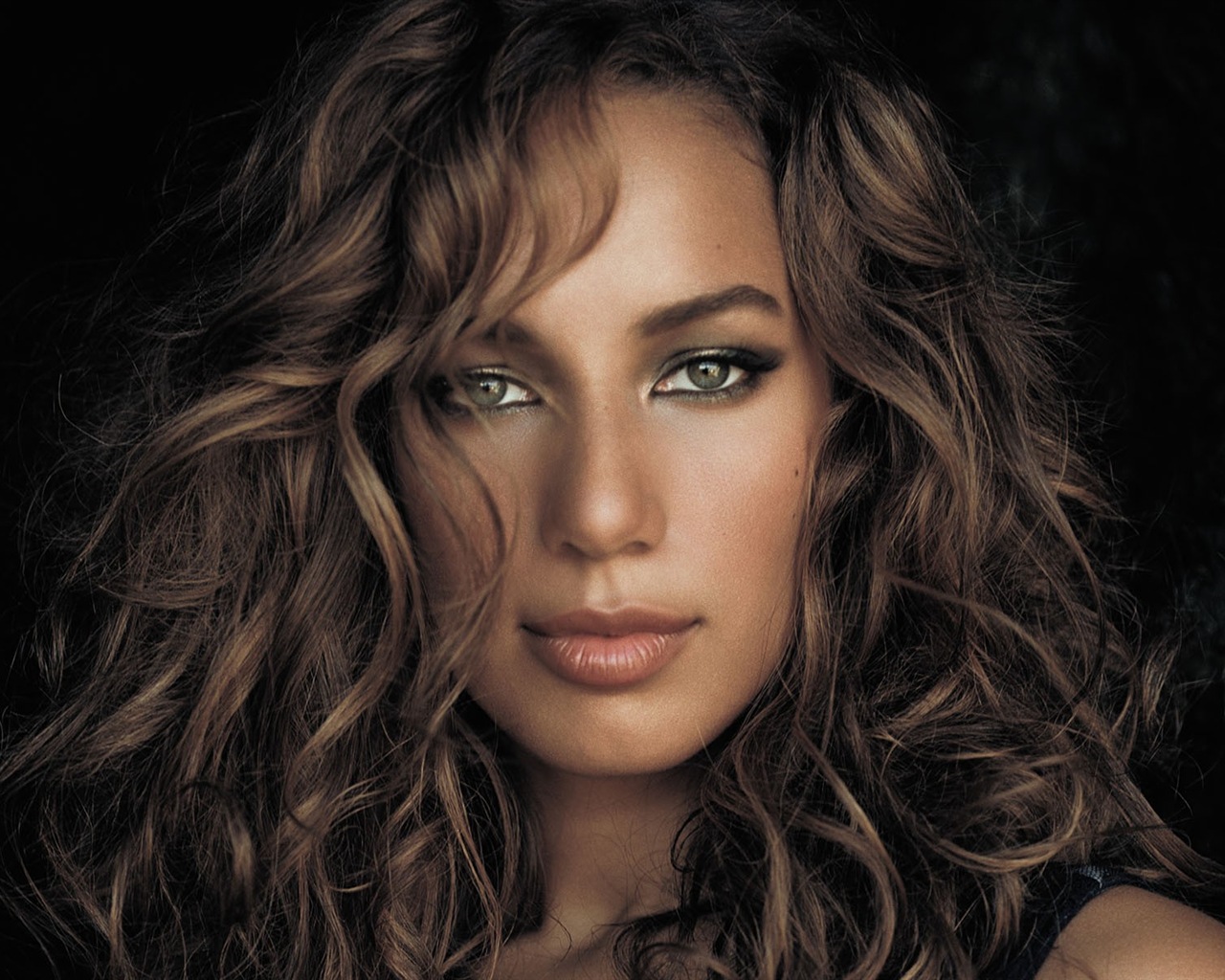 Leona Lewis 麗安娜·劉易斯 高清壁紙 #16 - 1280x1024