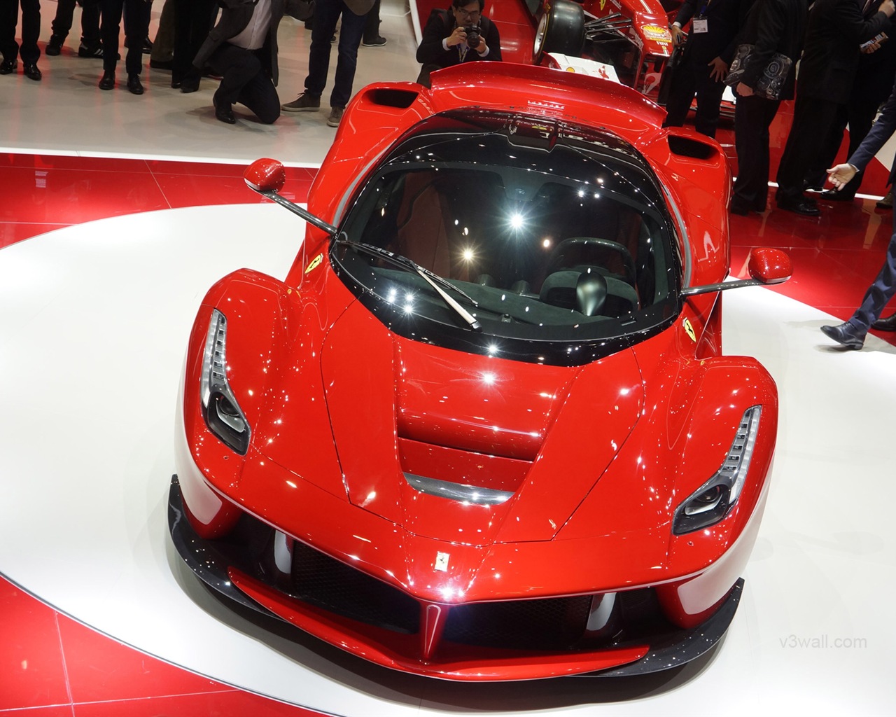 2013 Ferrari LaFerrari red supercar HD wallpapers #11 - 1280x1024