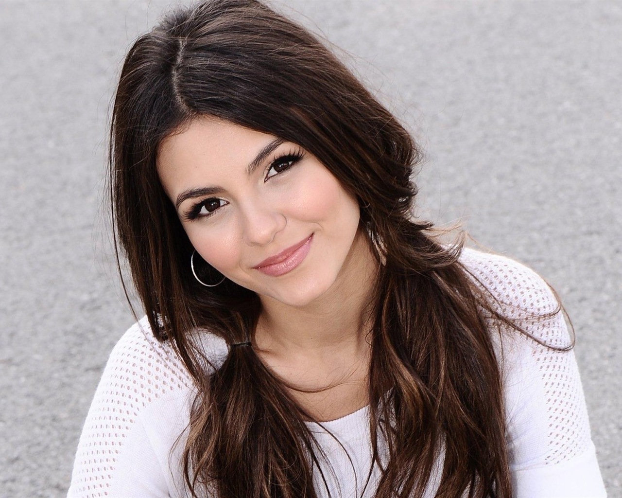 Victoria Justice krásné Tapety na plochu #5 - 1280x1024