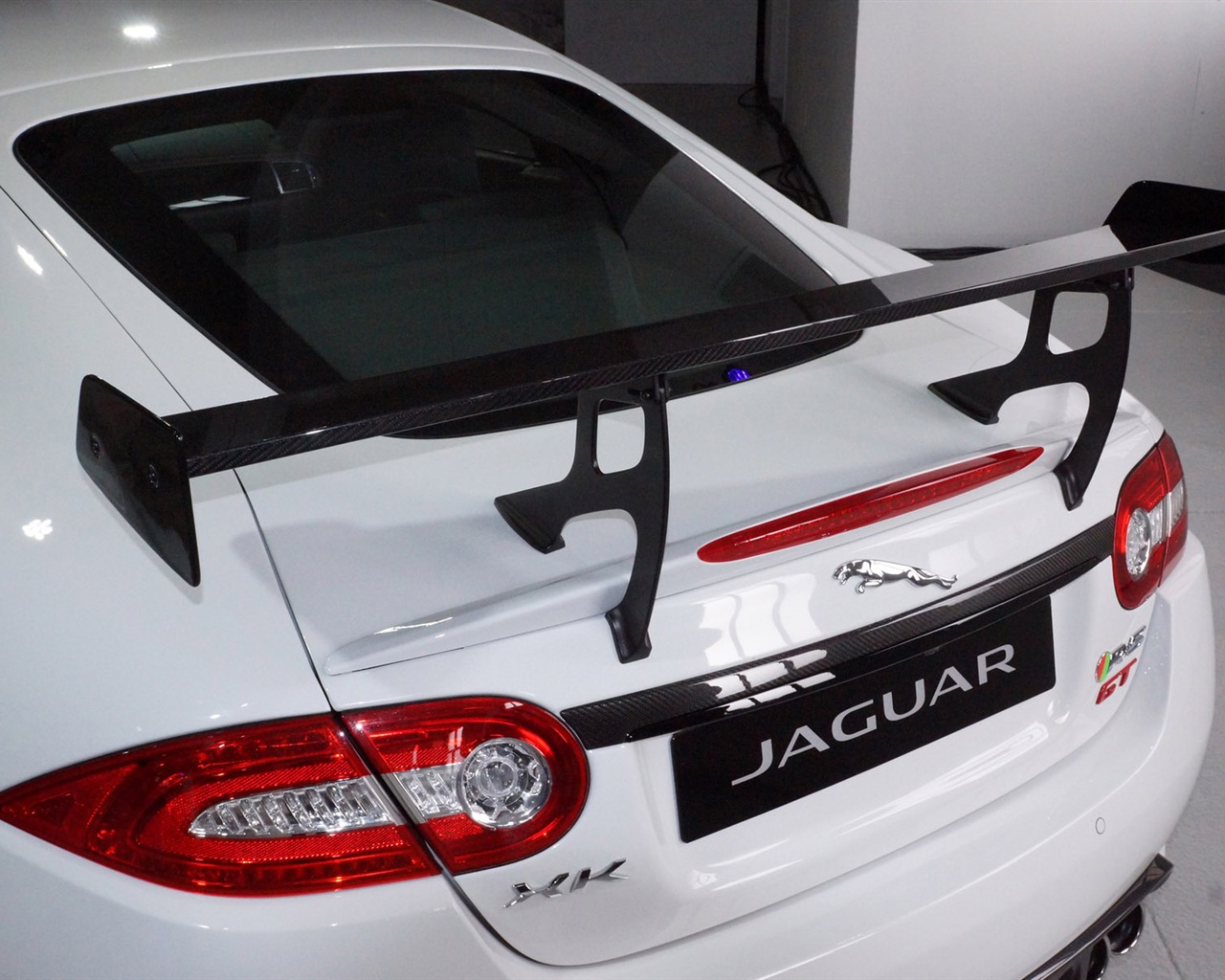 2014 Jaguar XKR-S GT 捷豹XKR-S GT跑車高清壁紙 #20 - 1280x1024