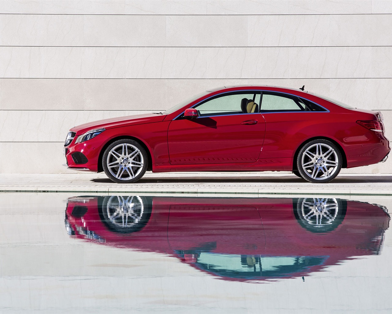2014 Mercedes-Benz E-Class Coupe HD tapety na plochu #3 - 1280x1024