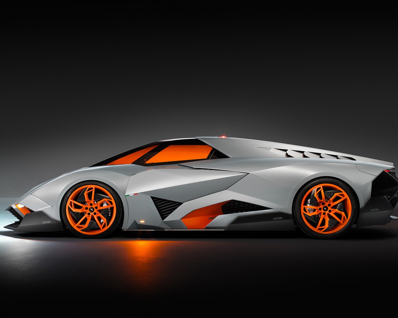 Lamborghini Egoista Concept supercar écran HD #6 - 1280x1024