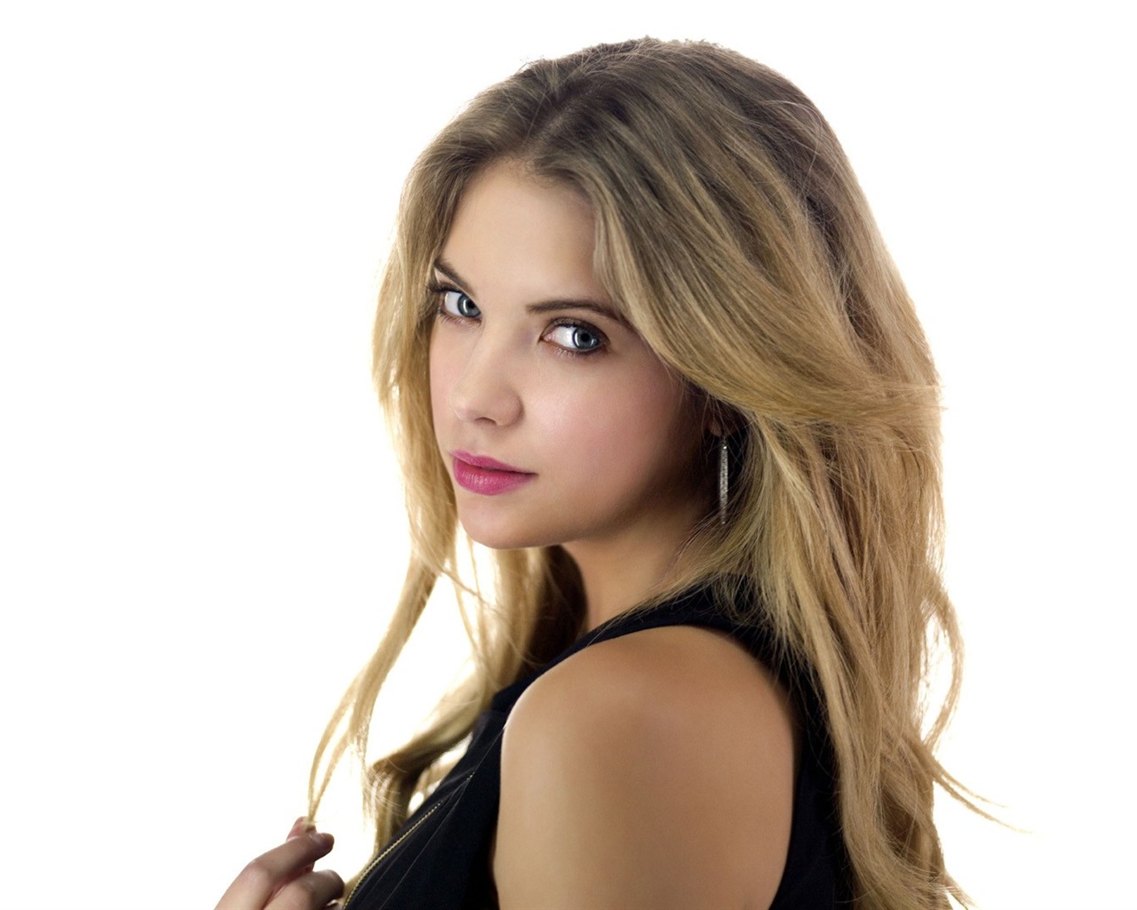 Ashley Benson 艾什莉·本森 美女壁纸12 - 1280x1024