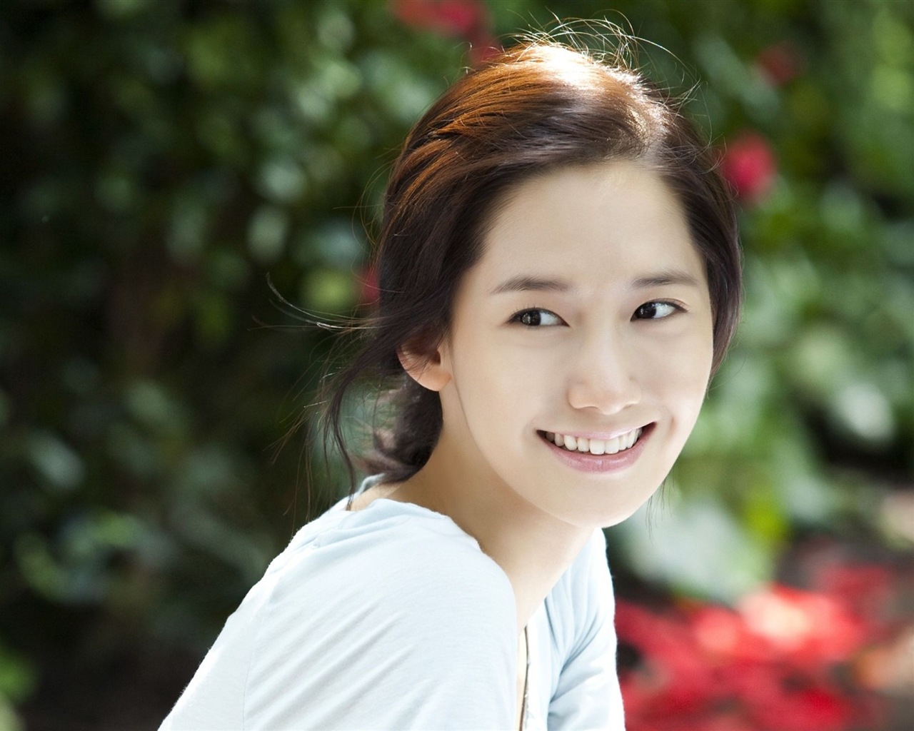 少女時代 林允兒 Lim YoonA 高清壁紙 #8 - 1280x1024
