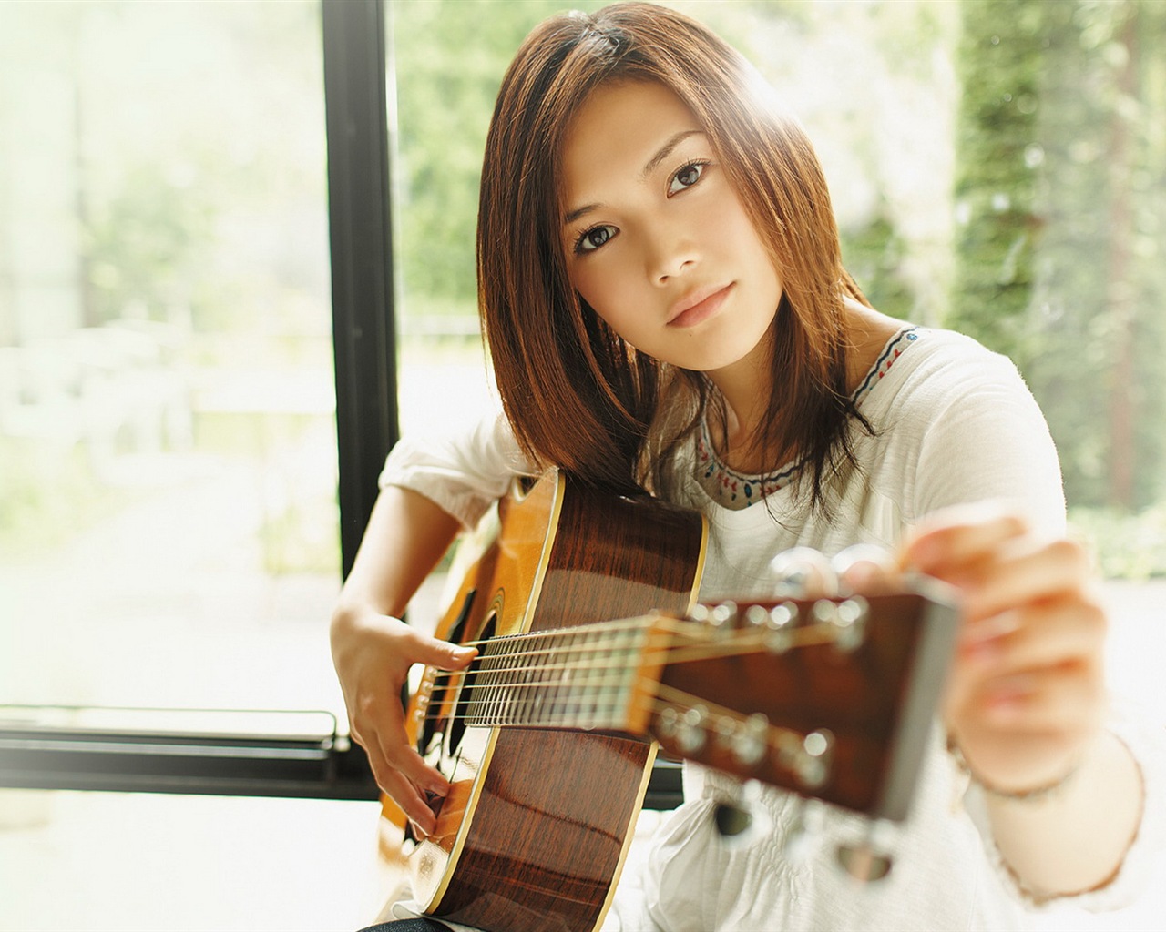 Japanese singer Yoshioka Yui HD wallpapers #1 - 1280x1024