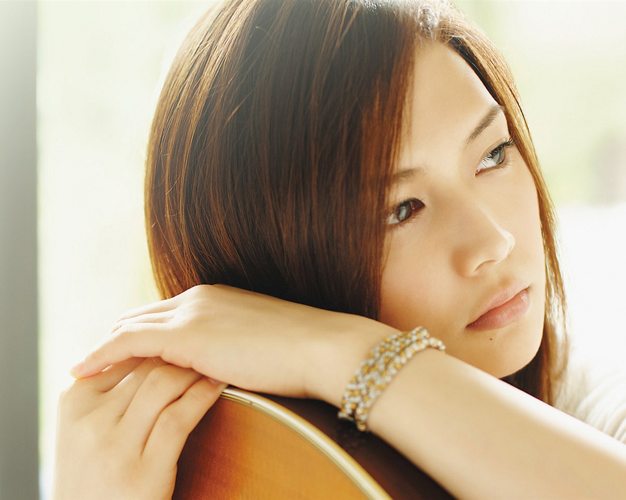 Chanteuse japonaise Yoshioka Yui fonds d'écran HD #13 - 1280x1024