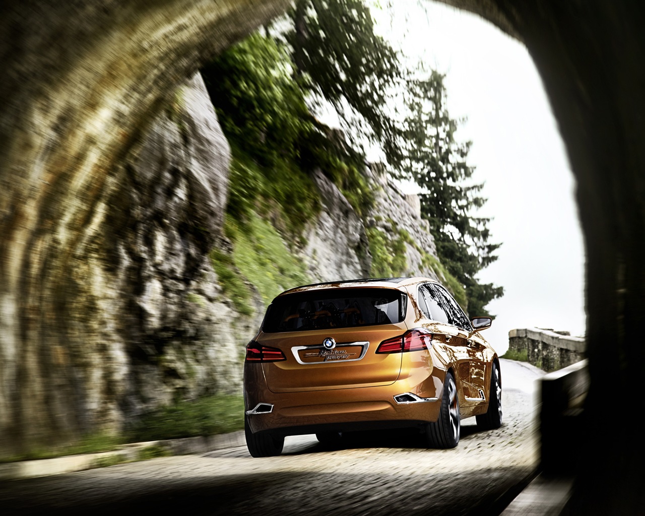 2013 BMW Concept activos Tourer fondos de pantalla de alta definición #11 - 1280x1024