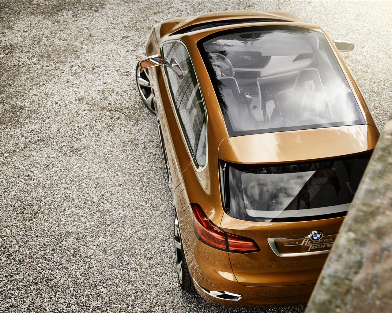 2013 BMW Concept Active Tourer 宝马旅行车 高清壁纸12 - 1280x1024