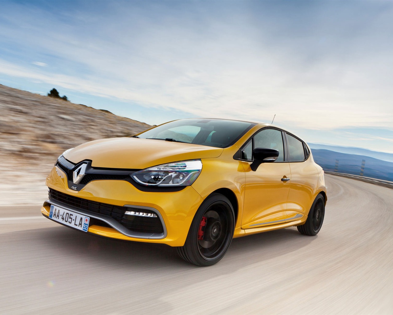 2013 雷诺Clio RS200黄色车高清壁纸12 - 1280x1024