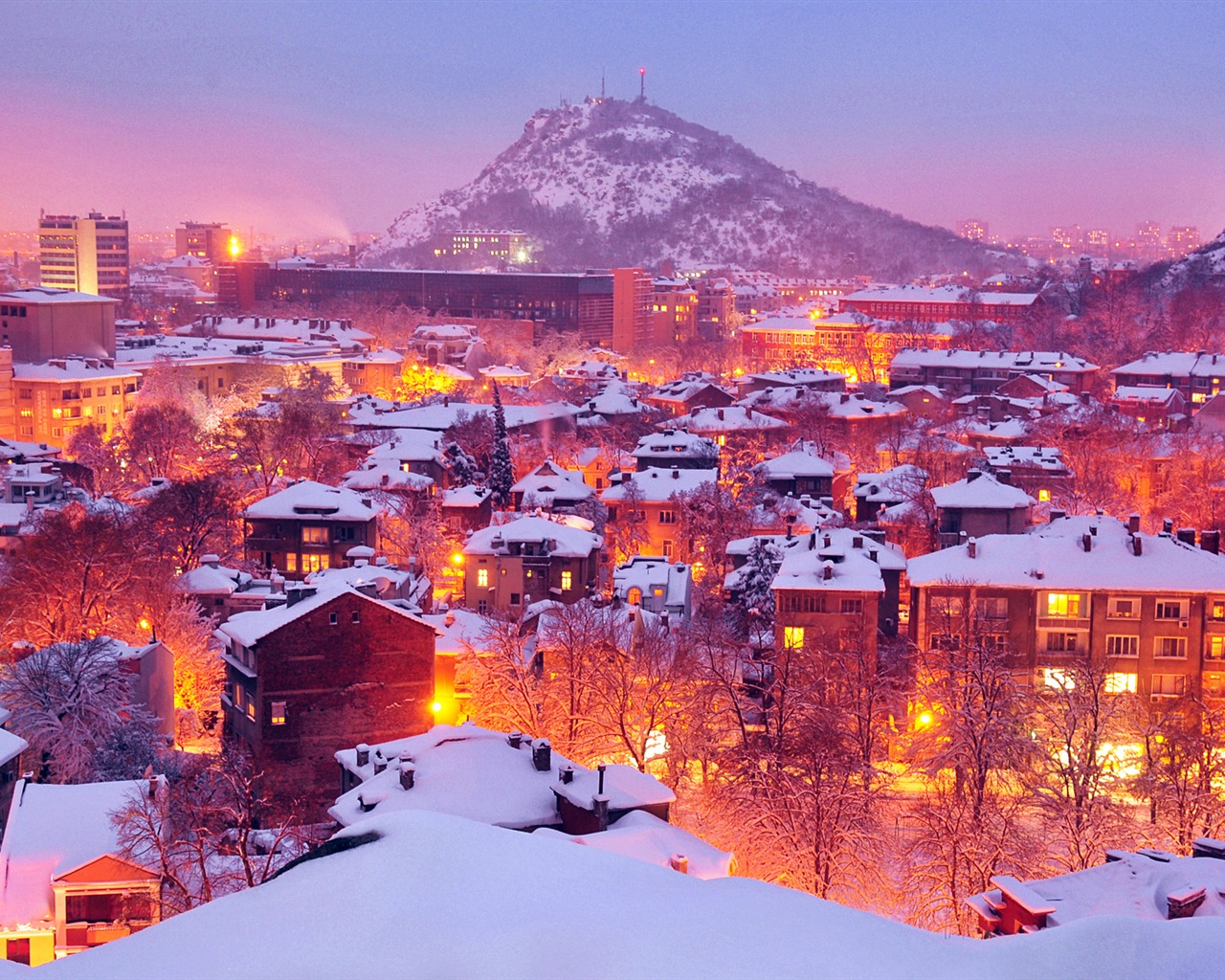 Windows 8 Theme HD Wallpapers: Winter snow night #7 - 1280x1024