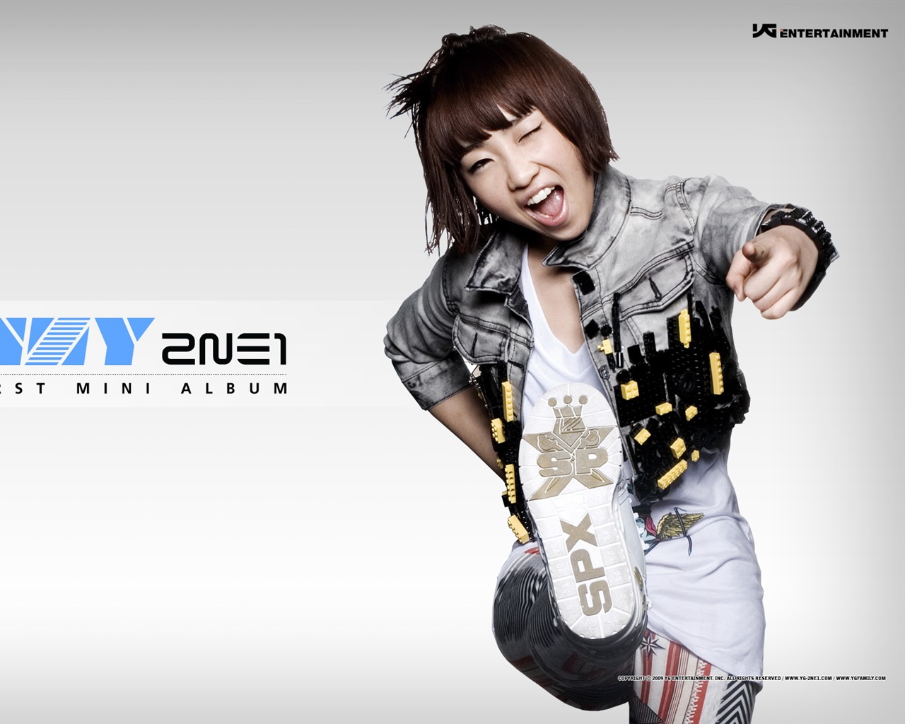 Korean music girls skupina 2NE1 HD tapety na plochu #5 - 1280x1024