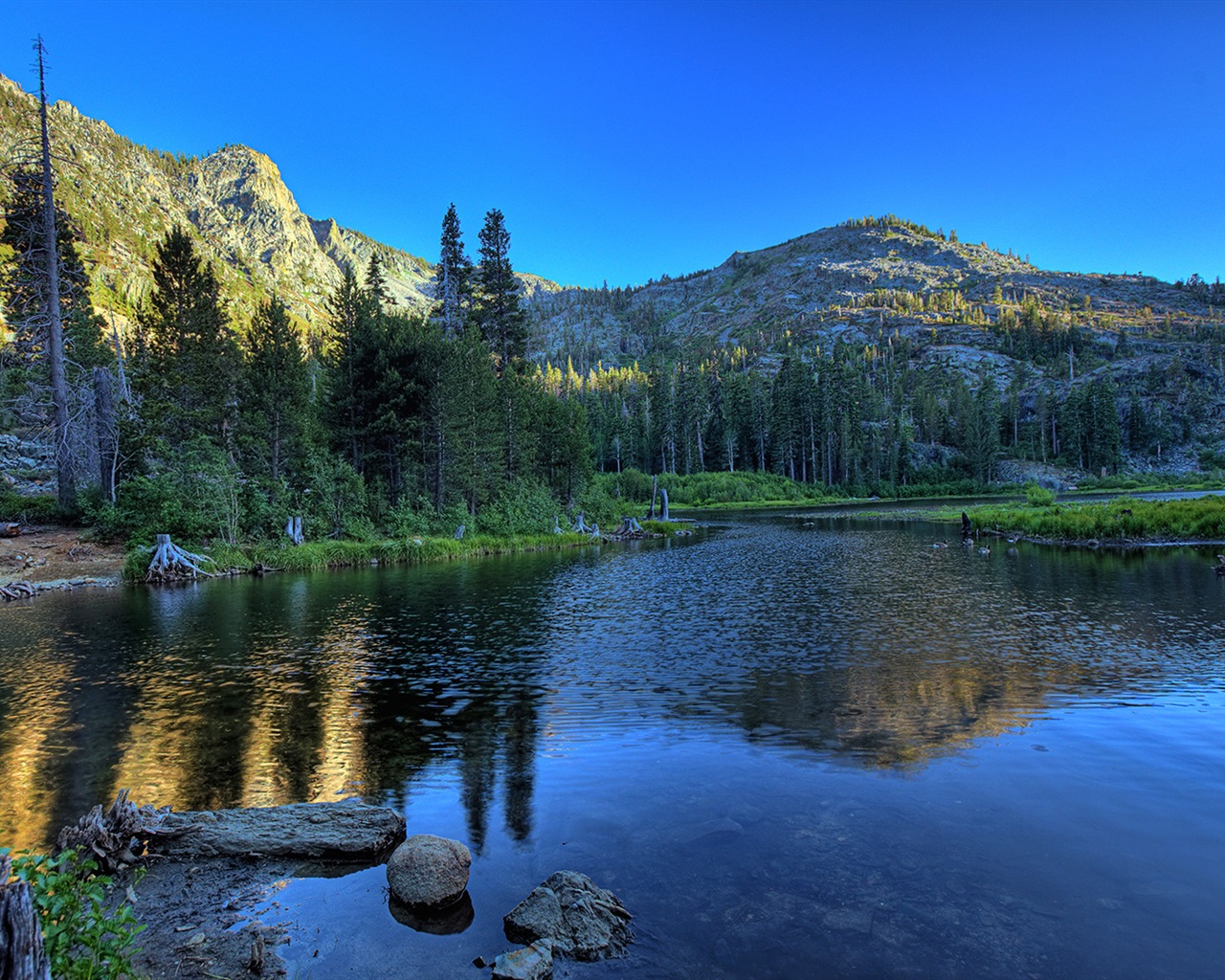 Belles montagnes, lac, forêt, fonds d'écran Windows 8 thème HD #2 - 1280x1024