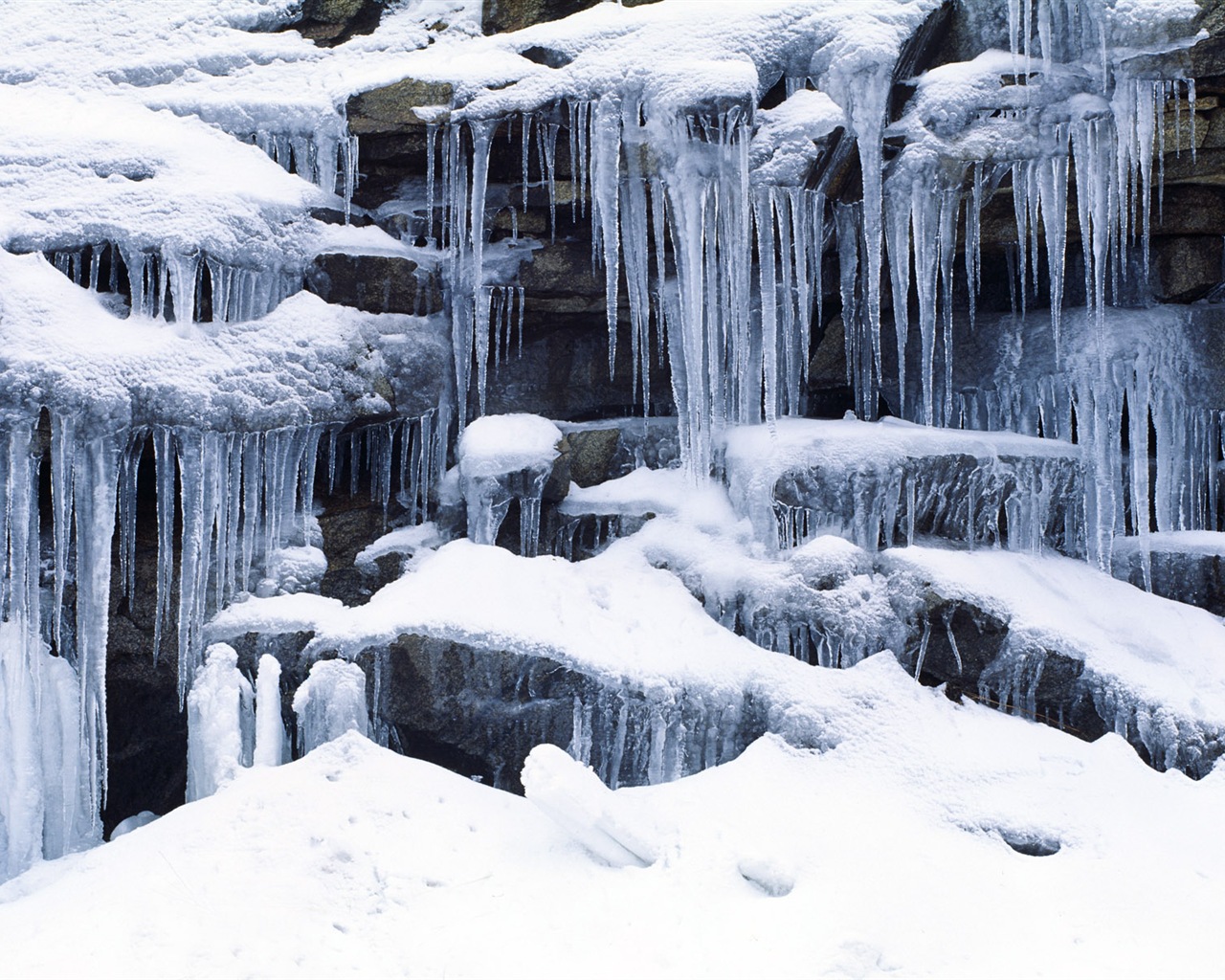 美しい寒い冬の雪、Windows 8のパノラマワイドスクリーンの壁紙 #7 - 1280x1024