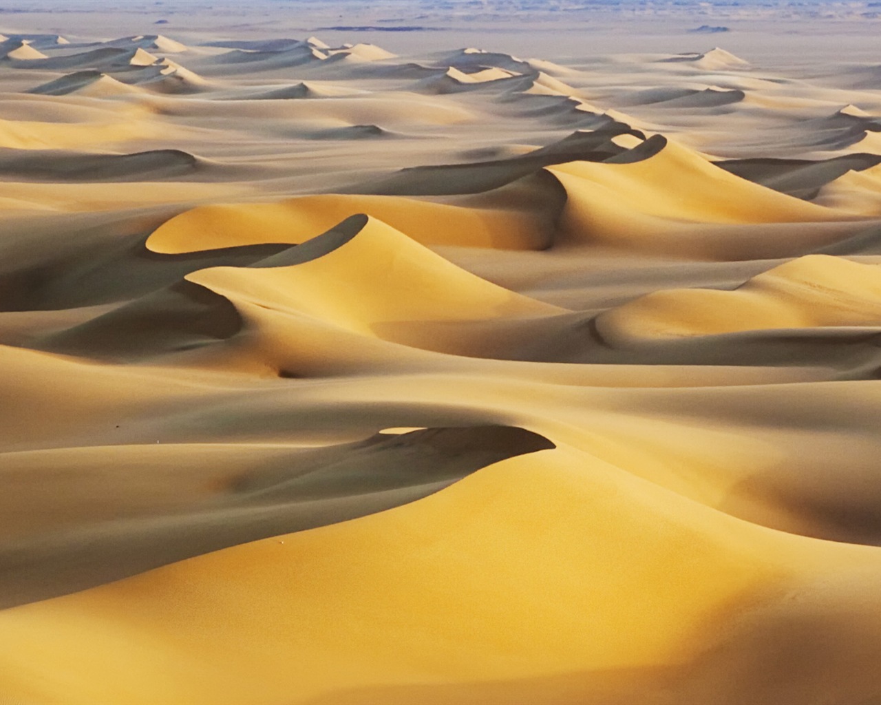 Les déserts chauds et arides, de Windows 8 fonds d'écran widescreen panoramique #4 - 1280x1024