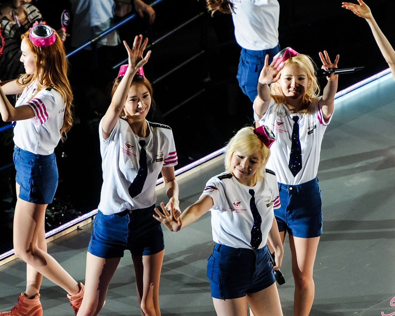 Girls Generation SNSD Girls & Frieden Japan Tour HD Wallpaper #20 - 1280x1024