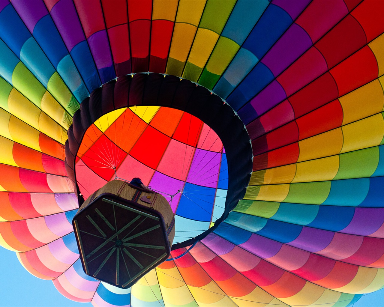 Ballon à air chaud de ciel, Windows 8 fonds d'écran thème HD #3 - 1280x1024