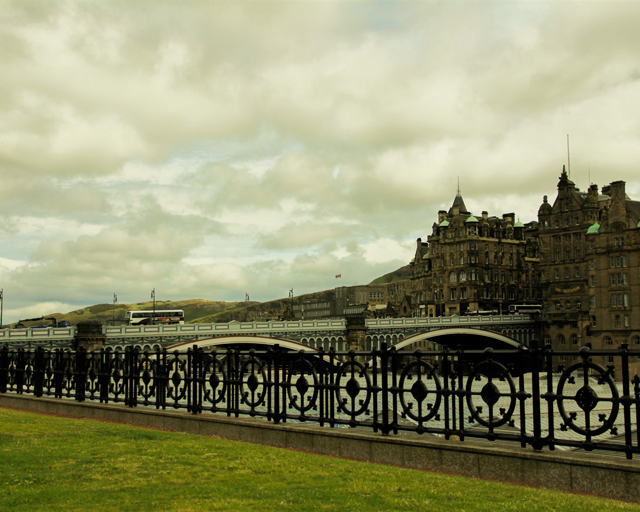 Krásné město Edinburgh, Skotsko HD Tapety na plochu #14 - 1280x1024