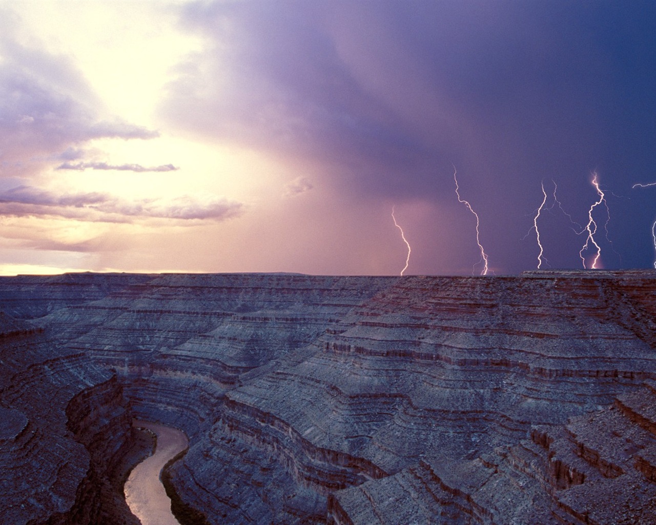 Lightning Thunder HD tapety na plochu #6 - 1280x1024
