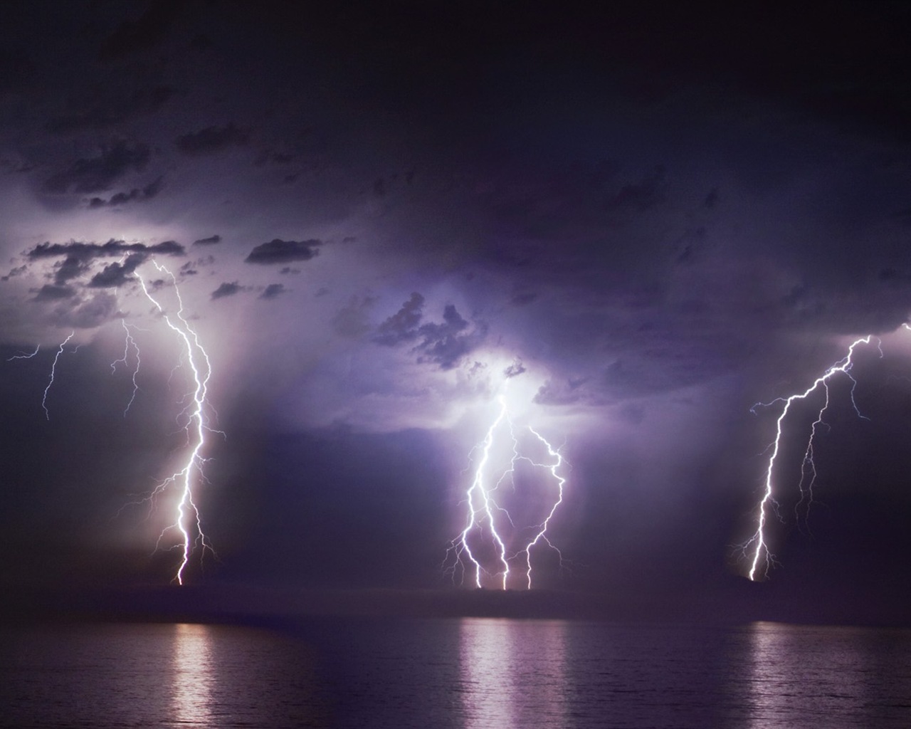 Lightning Thunder HD tapety na plochu #12 - 1280x1024