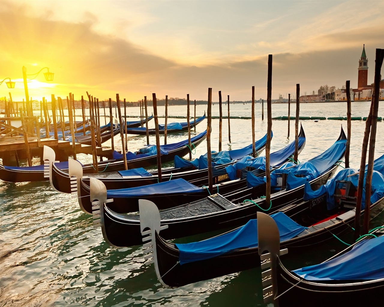 Beautiful watertown, Venice HD wallpapers #19 - 1280x1024