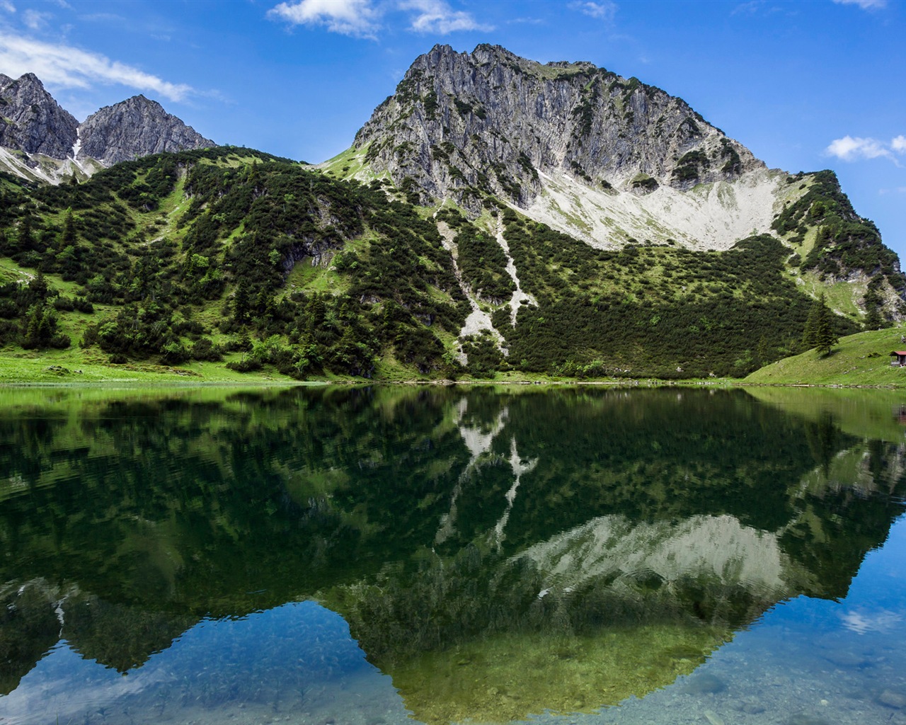 Klidné jezero s vodou reflexe, Windows 8 HD tapety #4 - 1280x1024