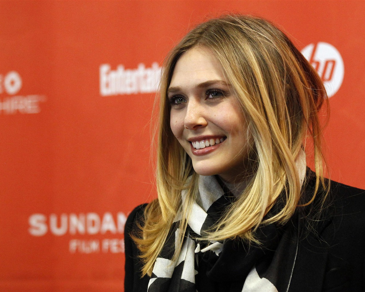 Elizabeth Olsen 伊丽莎白·奥尔森 高清壁纸2 - 1280x1024