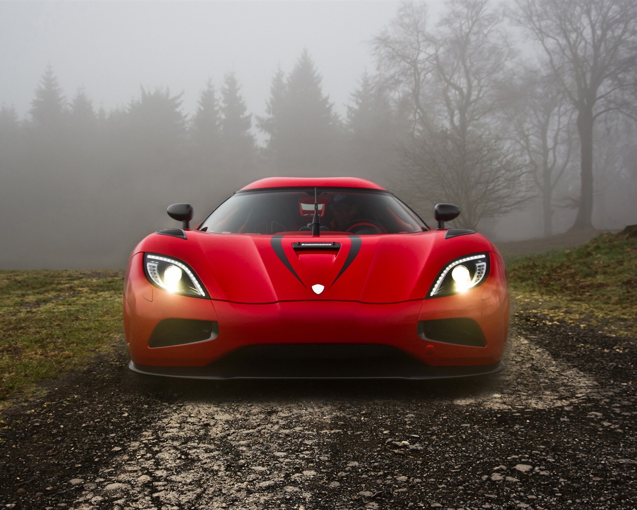 Koenigsegg supercar HD wallpapers #5 - 1280x1024