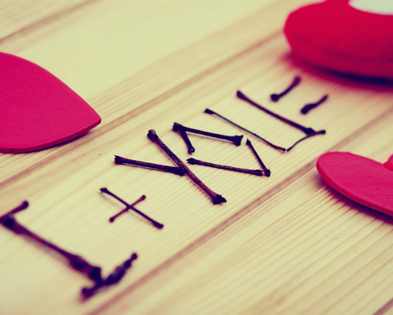 The theme of love, creative heart-shaped HD wallpapers #4 - 1280x1024
