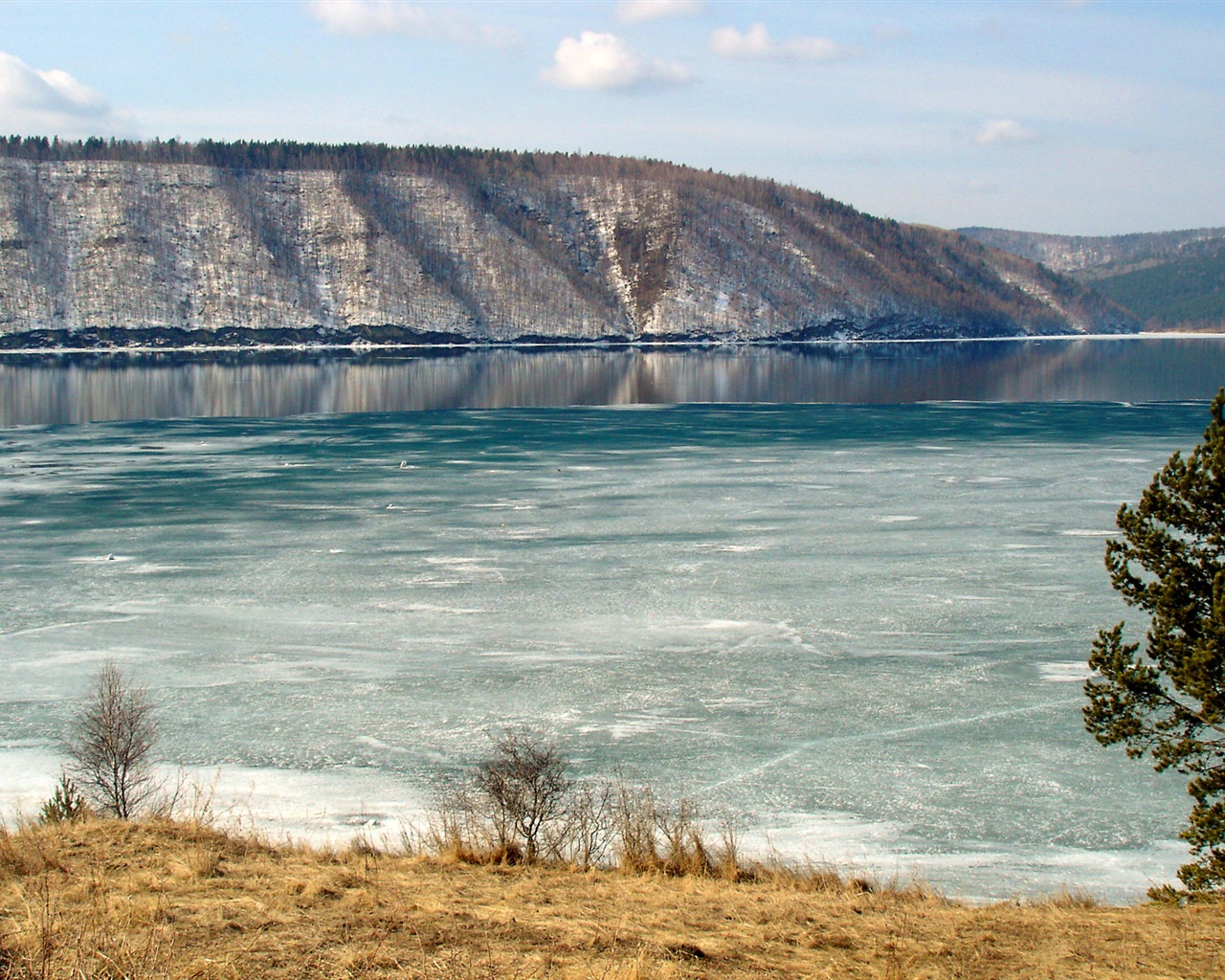 Lake Baikal in Russia, scenery HD wallpapers #2 - 1280x1024