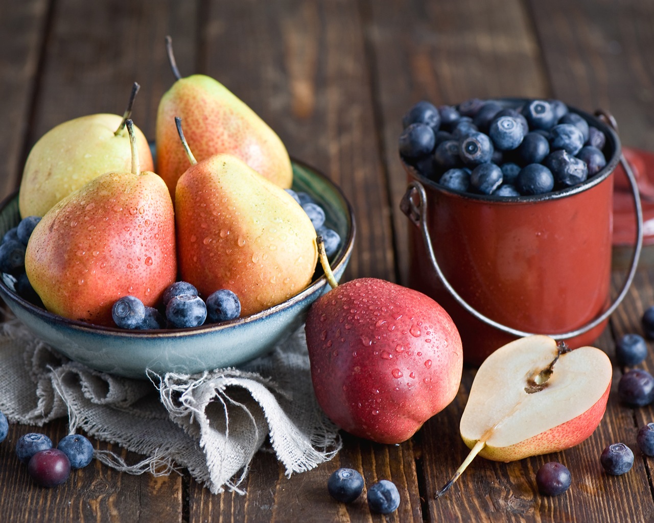 Succulent fruits, poires close-up fonds d'écran HD #17 - 1280x1024