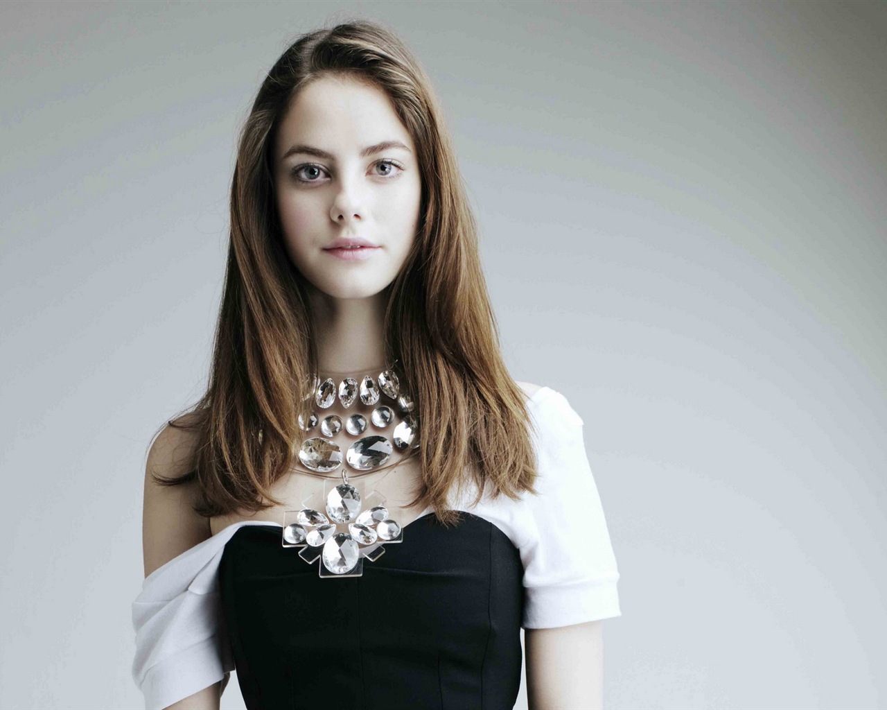 Kaya Scodelario HD fondos de pantalla #11 - 1280x1024