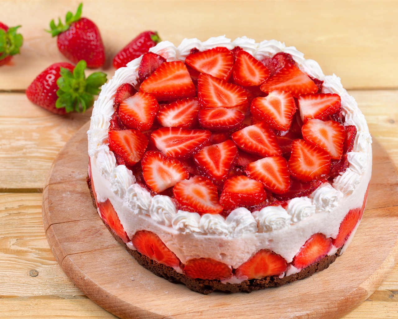 美味可口的草莓蛋糕 高清壁纸1 - 1280x1024