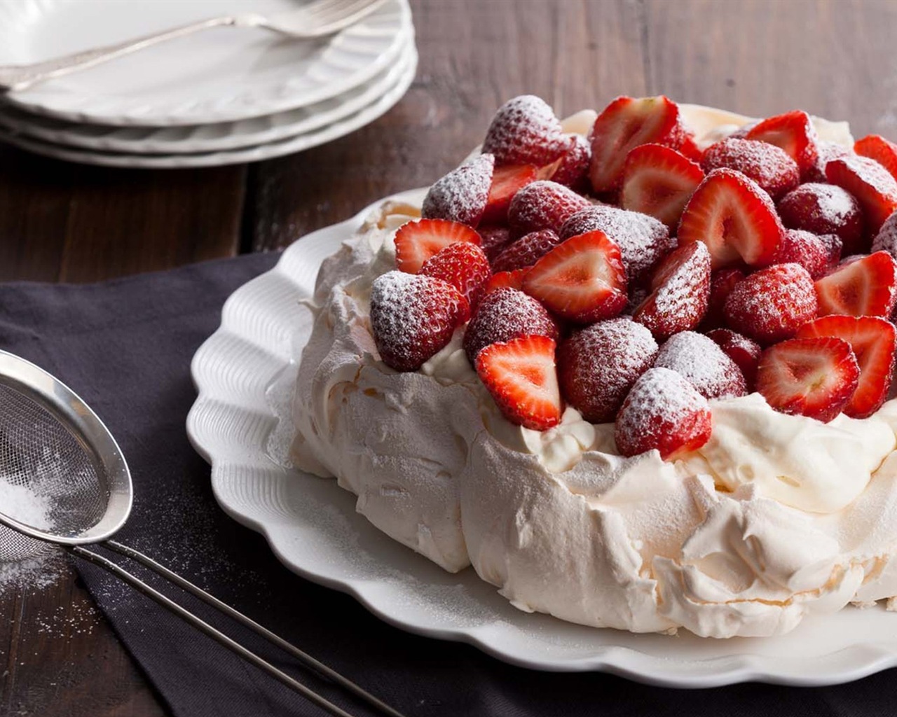 Delicious strawberry cake HD wallpapers #9 - 1280x1024