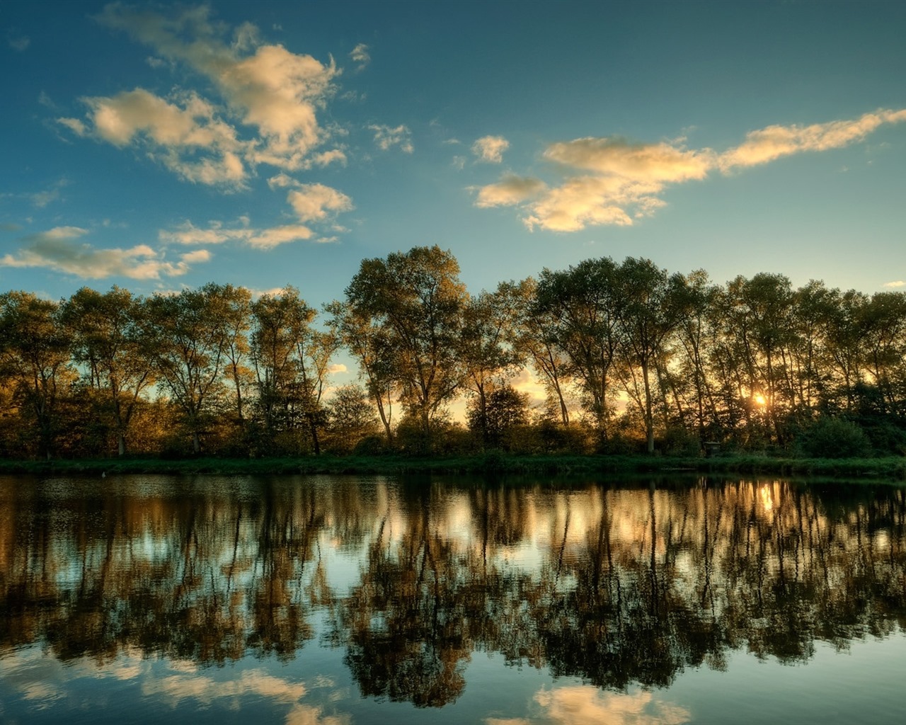 Les arbres, les montagnes, l'eau, lever et coucher du paysage de nature, fonds d'écran HD #21 - 1280x1024