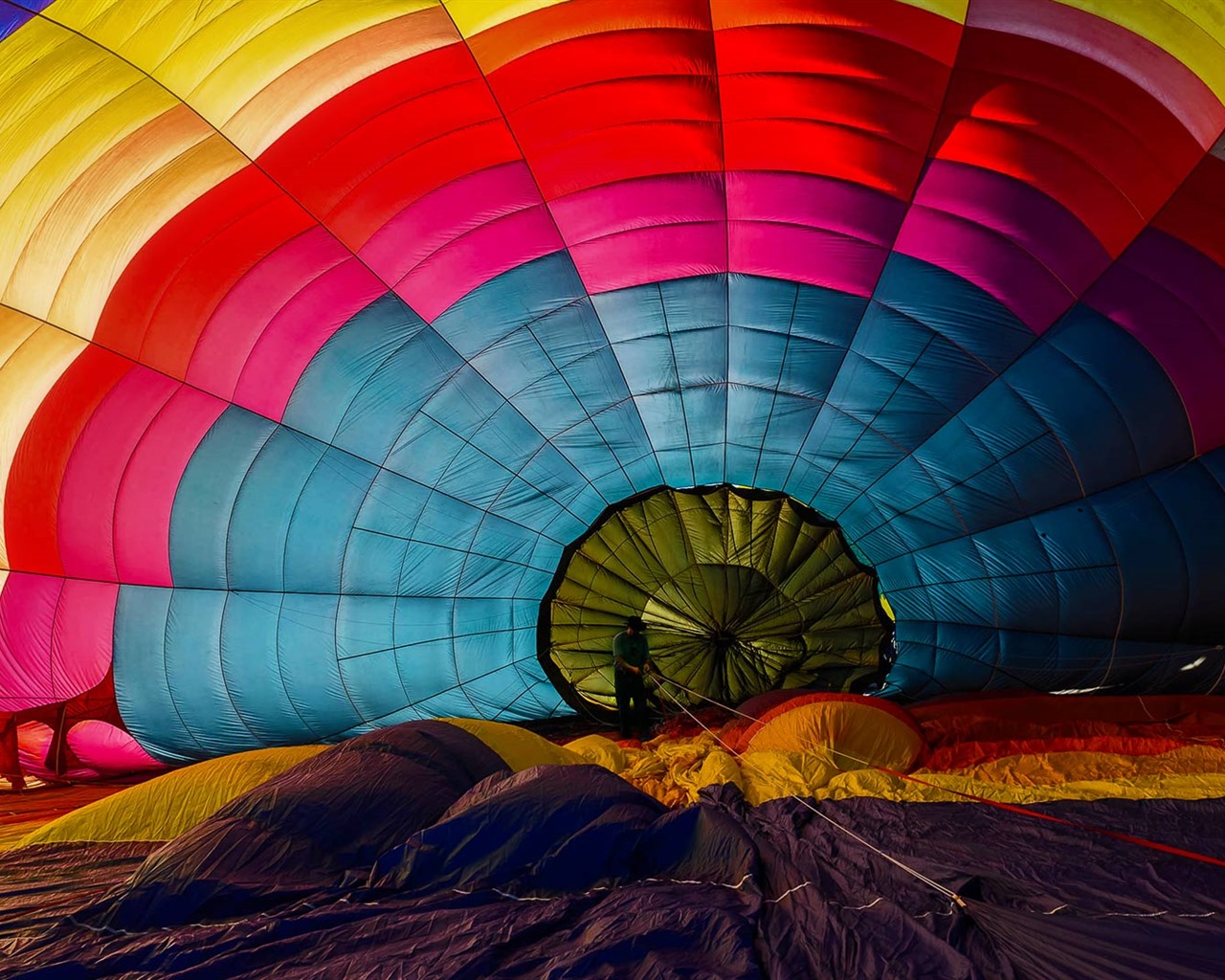 Března 2016 Bing téma HD tapety na plochu #39 - 1280x1024