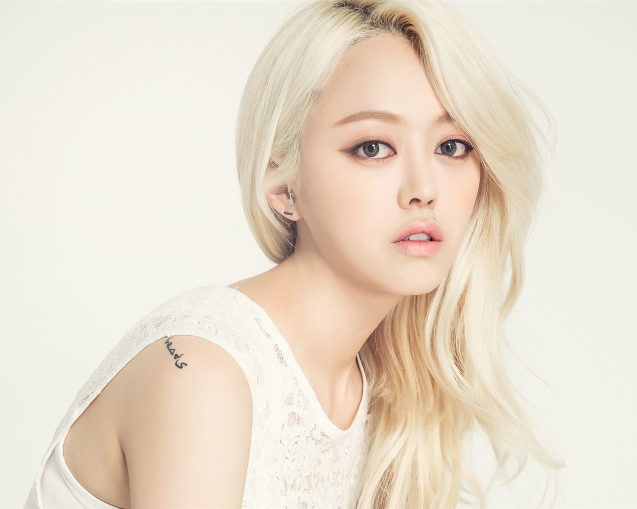 Spica Korejky hudební idol kombinační tapety HD #20 - 1280x1024