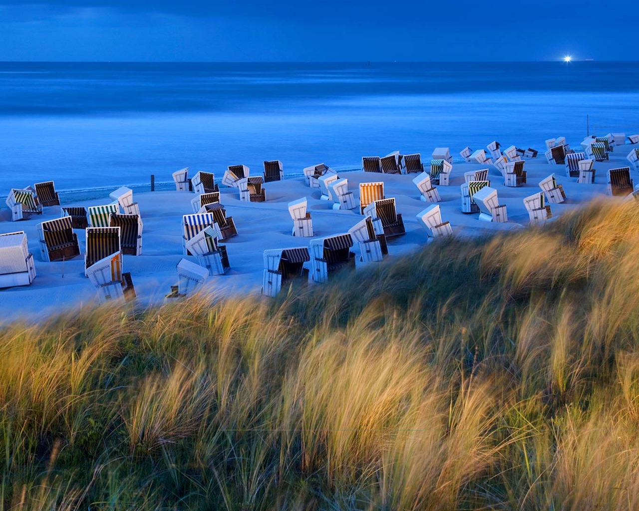Srpen 2016 Bing téma HD tapety na plochu (2) #25 - 1280x1024