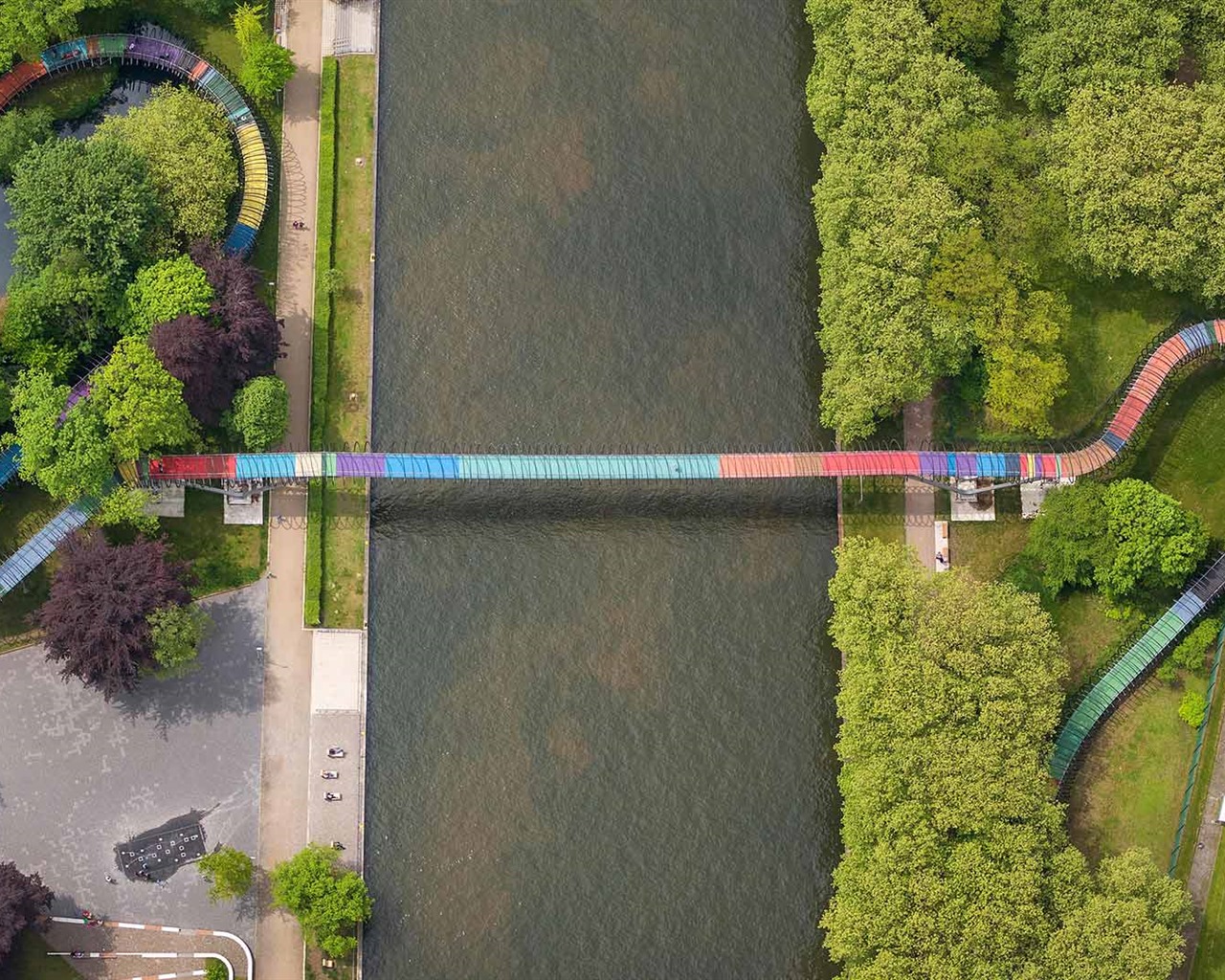Září 2016 Bing téma HD tapety na plochu (1) #29 - 1280x1024