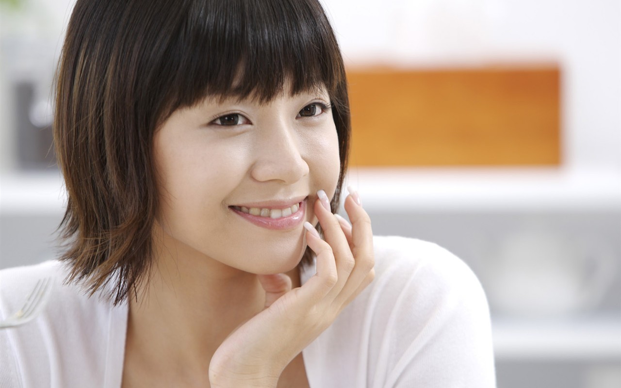 Modern woman's life wallpaper (1) #29 - 1280x800