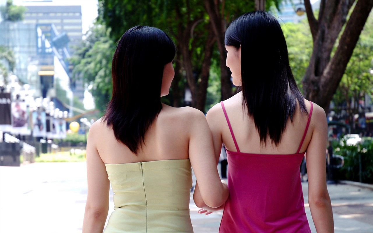 Modern woman's life wallpaper (2) #3 - 1280x800