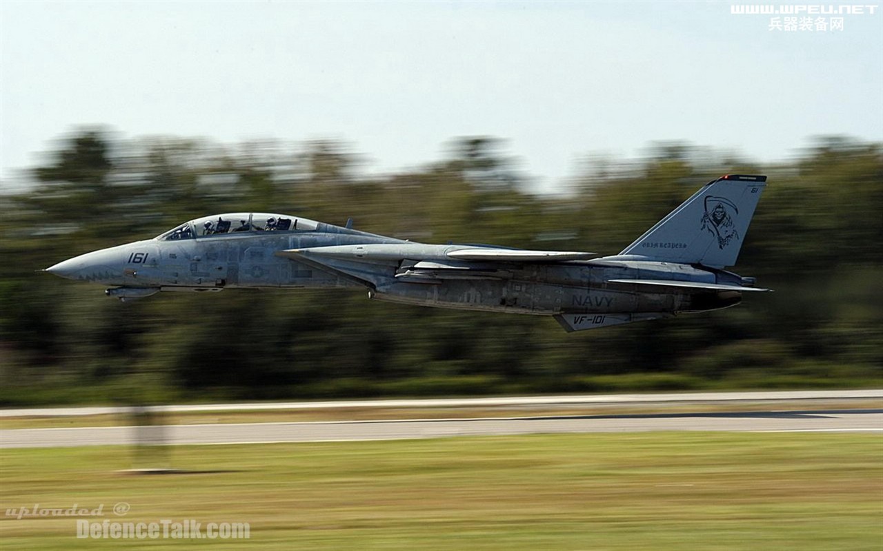 U. S. Navy F14 Tomcat bojovník #18 - 1280x800