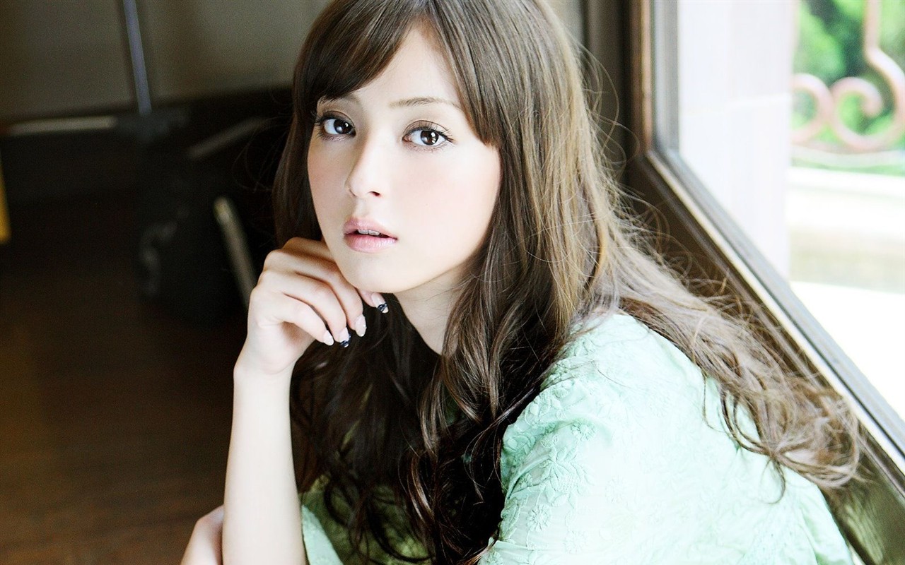 japonský model Sasaki řečtině #9 - 1280x800
