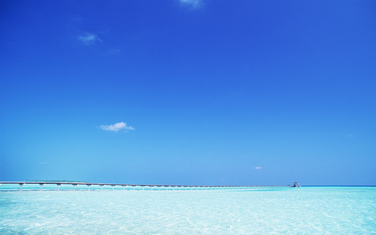 몰디브 물과 푸른 하늘 #22 - 1280x800