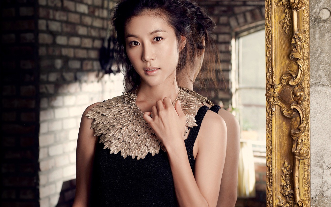 South Korea Instyle Cover Model #31 - 1280x800