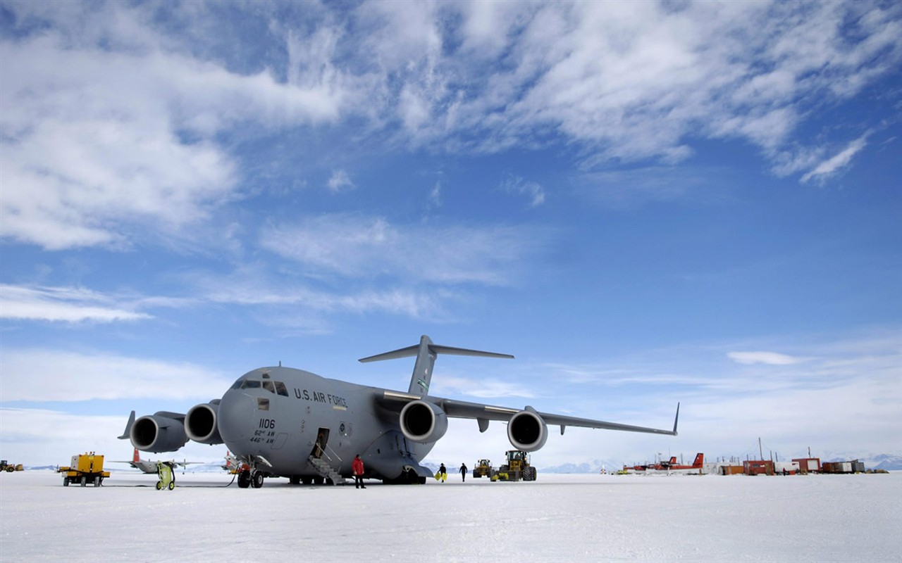 軍用空中裝備英姿壁紙 #2 - 1280x800