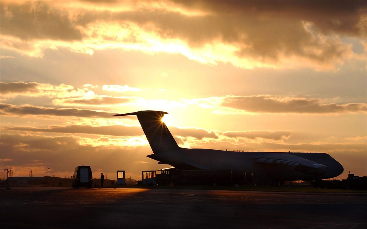 軍用空中裝備英姿壁紙 #6 - 1280x800