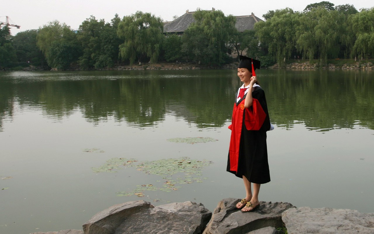 Glimpse of Peking University (Minghu Metasequoia works) #15 - 1280x800